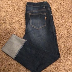 1822 Taylor Crop Denim size 6